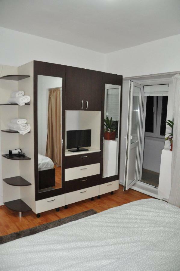 Mario Apartments Решіца Екстер'єр фото